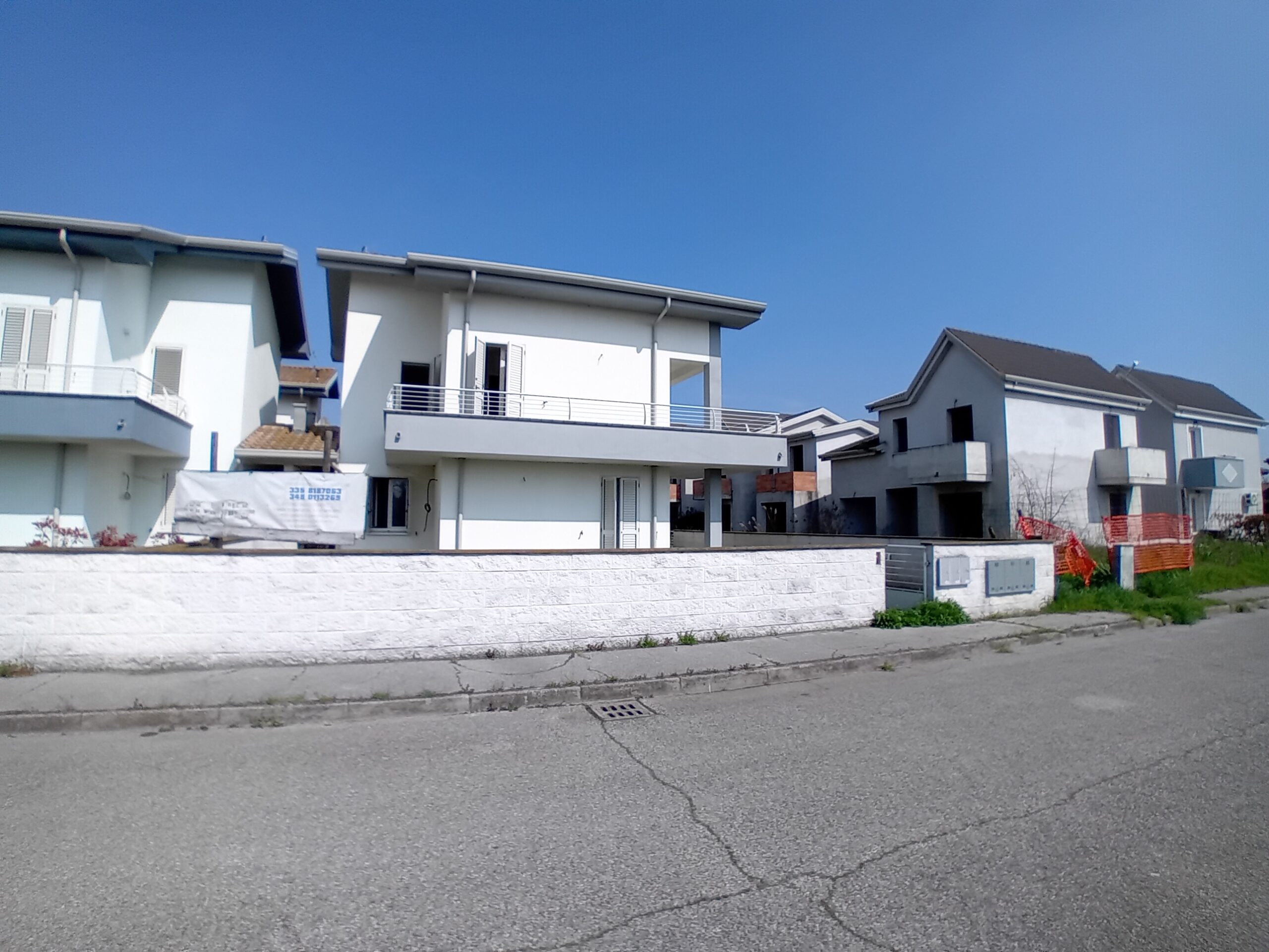 RIF V33 - San Giovanni (FE) Villetta Quadrilocale con doppi servizi