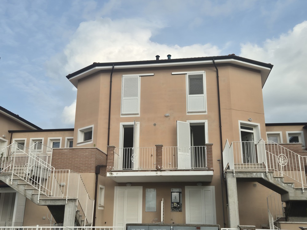 RIF V75 - Ravenna localita' le Carraie (RA) Villetta con ingresso indipendente
