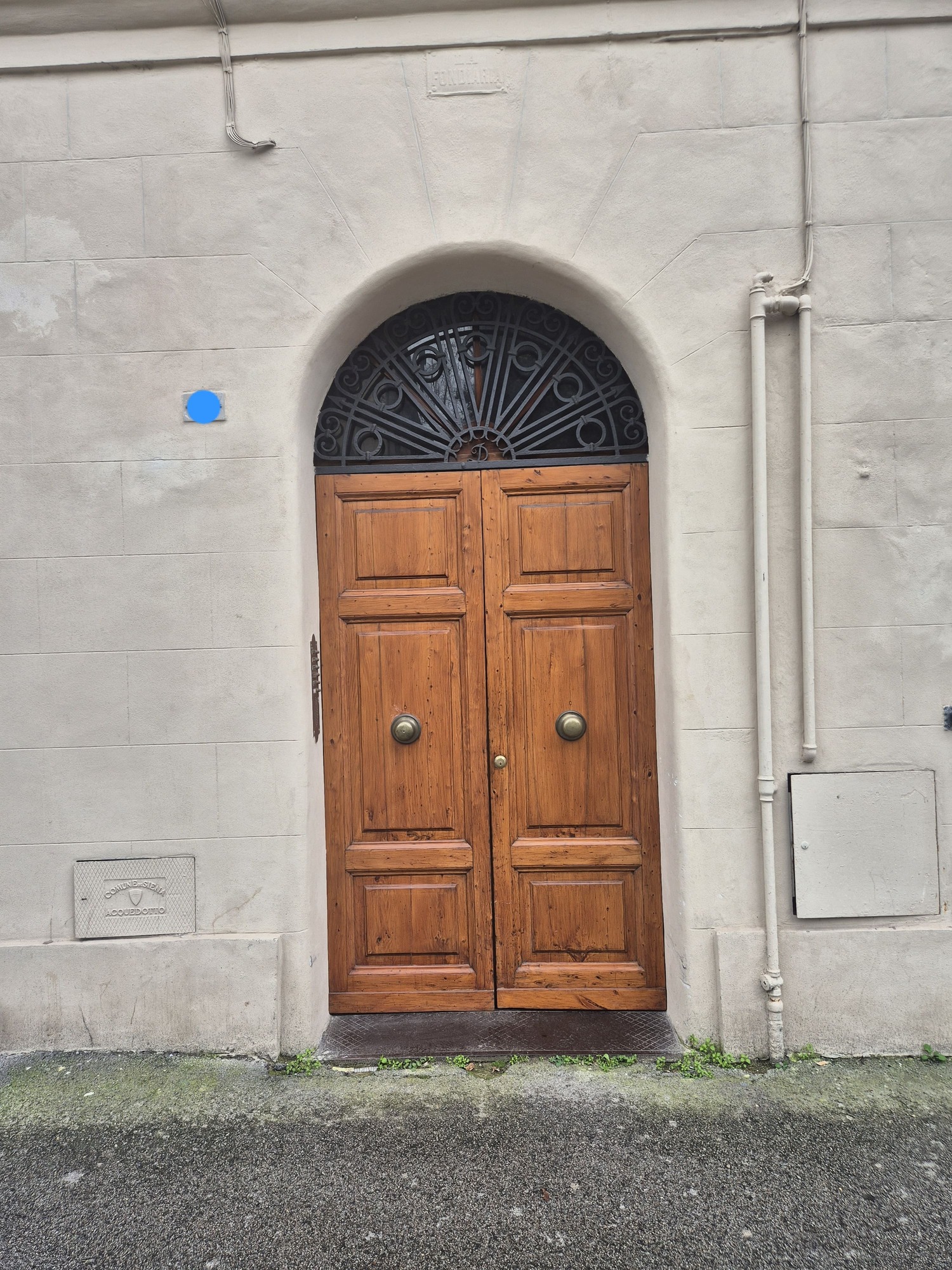 RIF A76 - Siena (SI) Viale Cavour: Fascino Storico, Potenziale Illimitato - immagine 2
