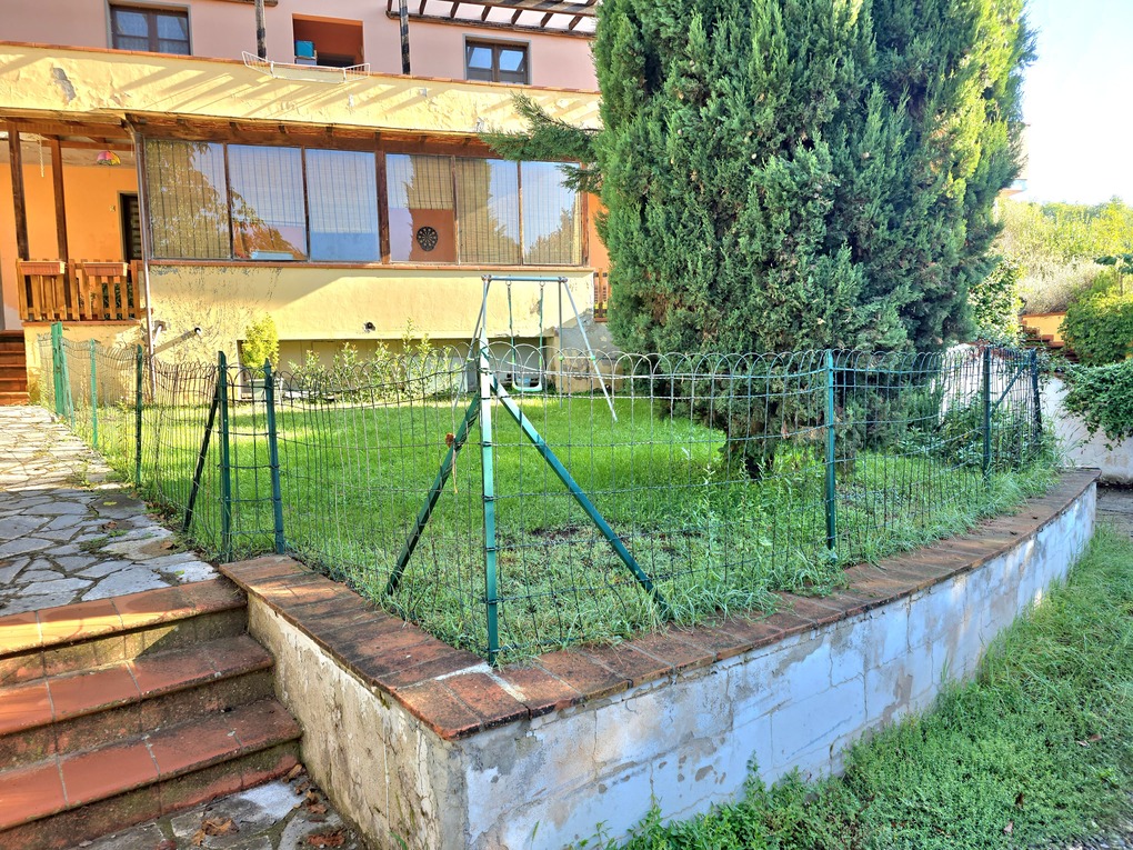 RIF A88 - APPARTAMENTO RISTRUTTURATO CON GIARDINO E GARAGE - Gaiole in Chianti - Siena - immagine 6